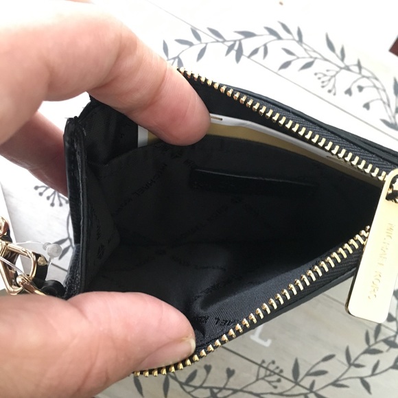 Last one❗️Michael Kors Wallet wristlet card holder - Picture 3 of 6